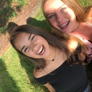 Meet your Posher, Faith